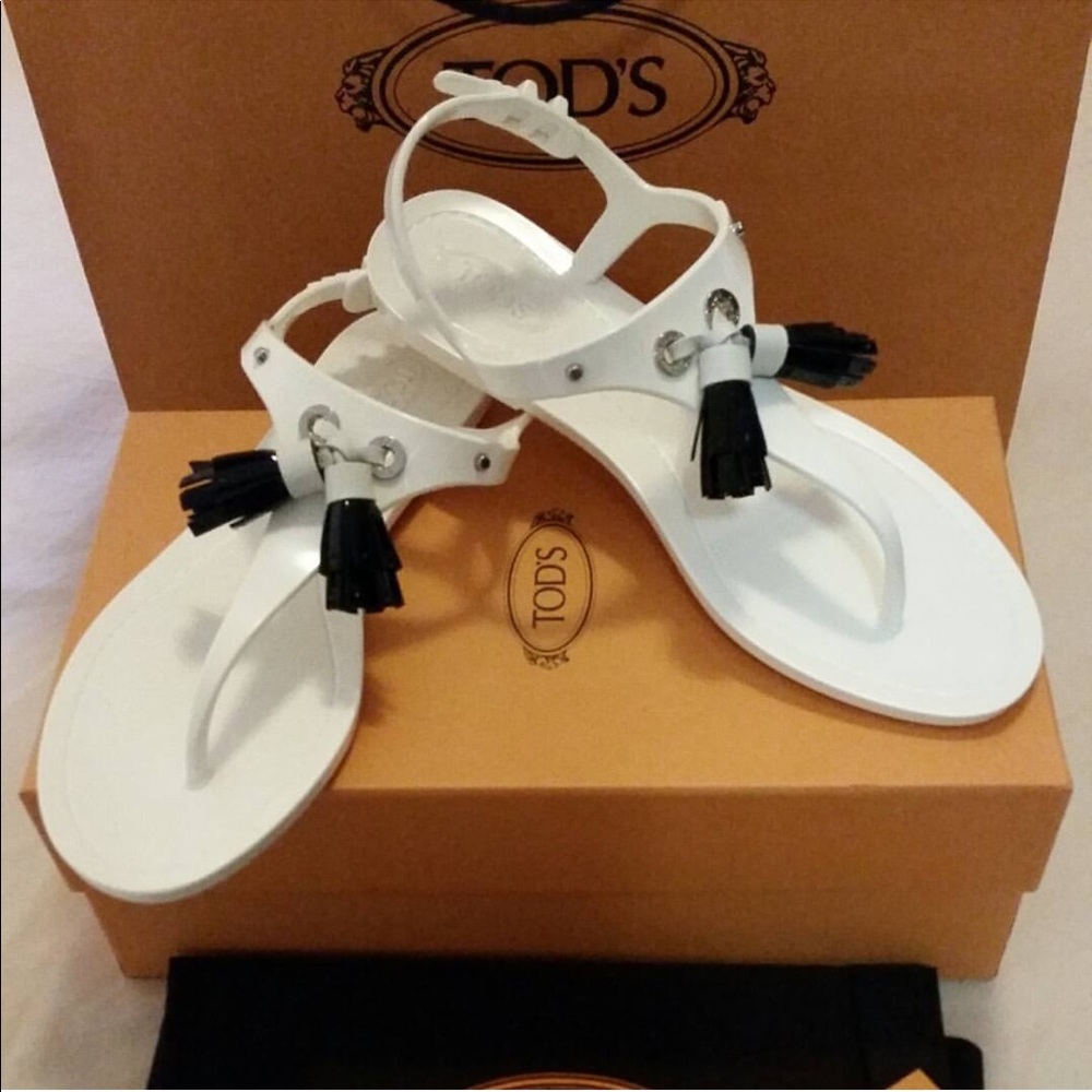 Authentic TODs flats